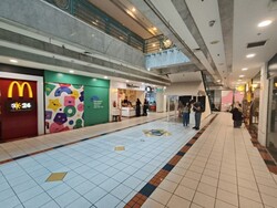 Forum Galleria Shopping Centre (D9), Retail #635978391